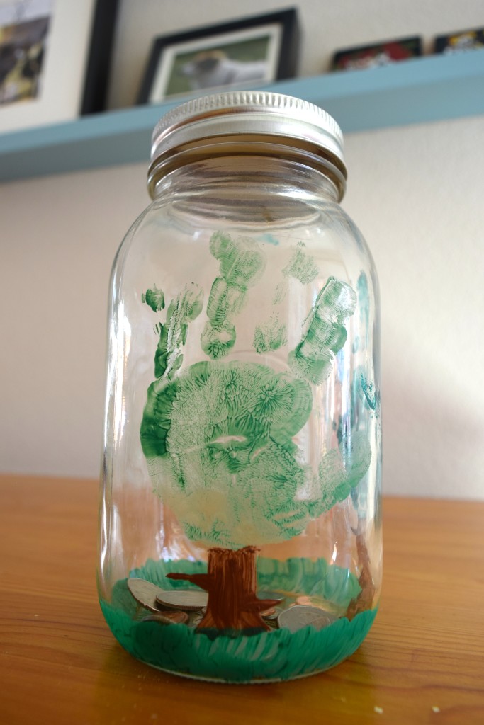 10 handprint crafts for kids // handmade change jar // family savings // Ten Thousand Hour Mama
