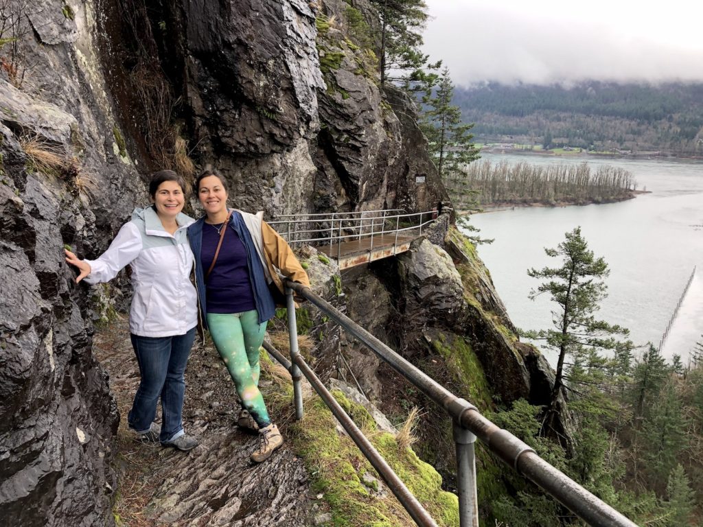 Beacon Rock Columbia River Gorge hike - Ten Thousand Hour Mama